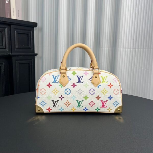 LV White Tricolor